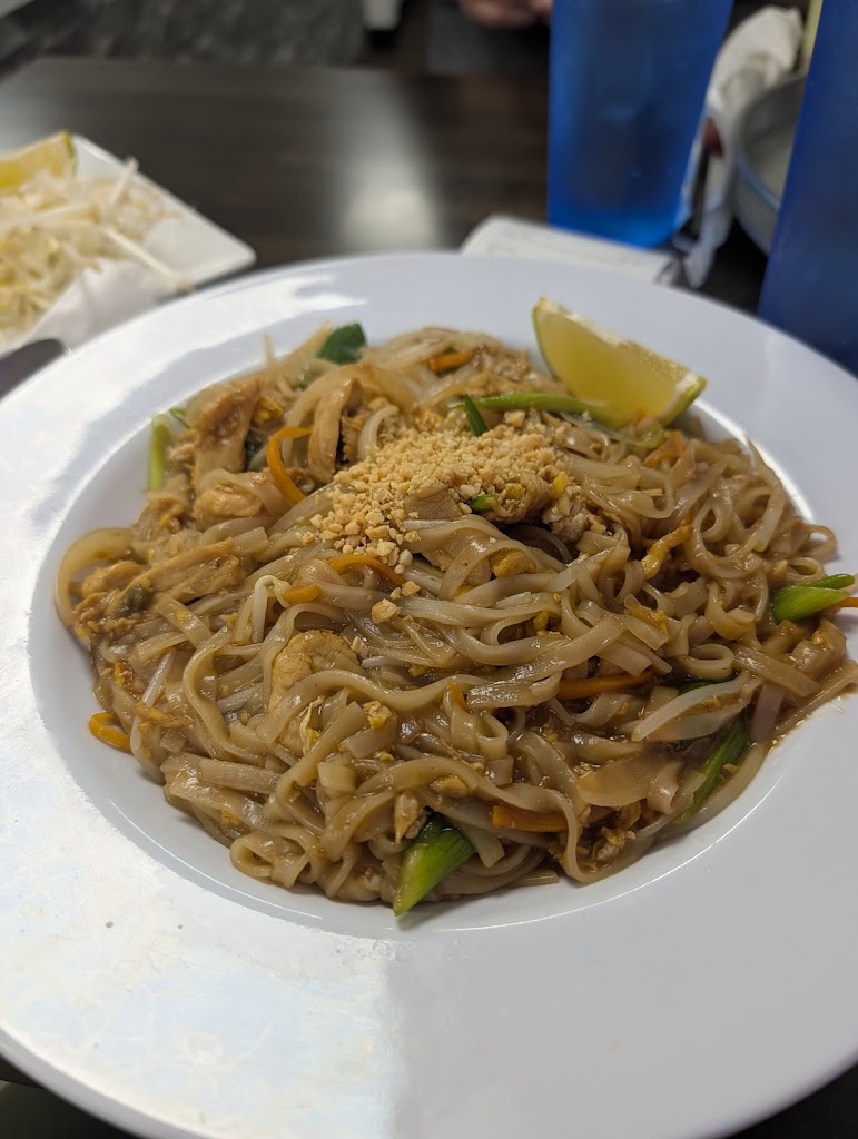  Zoua's Fresh Egg Rolls