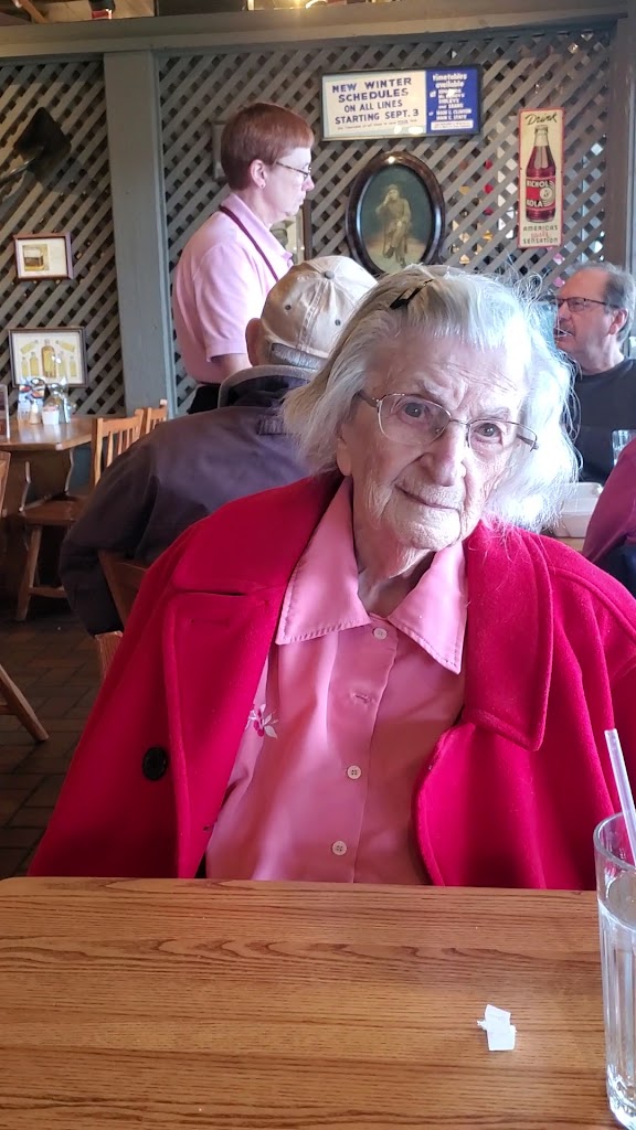  Cracker Barrel Old Country Store