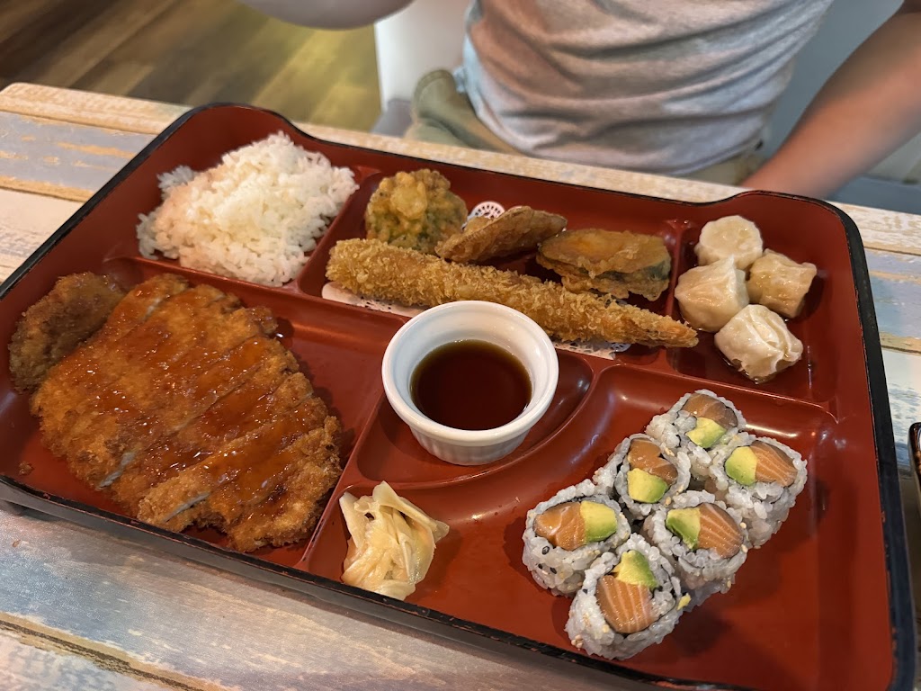  Tokyo Sushi