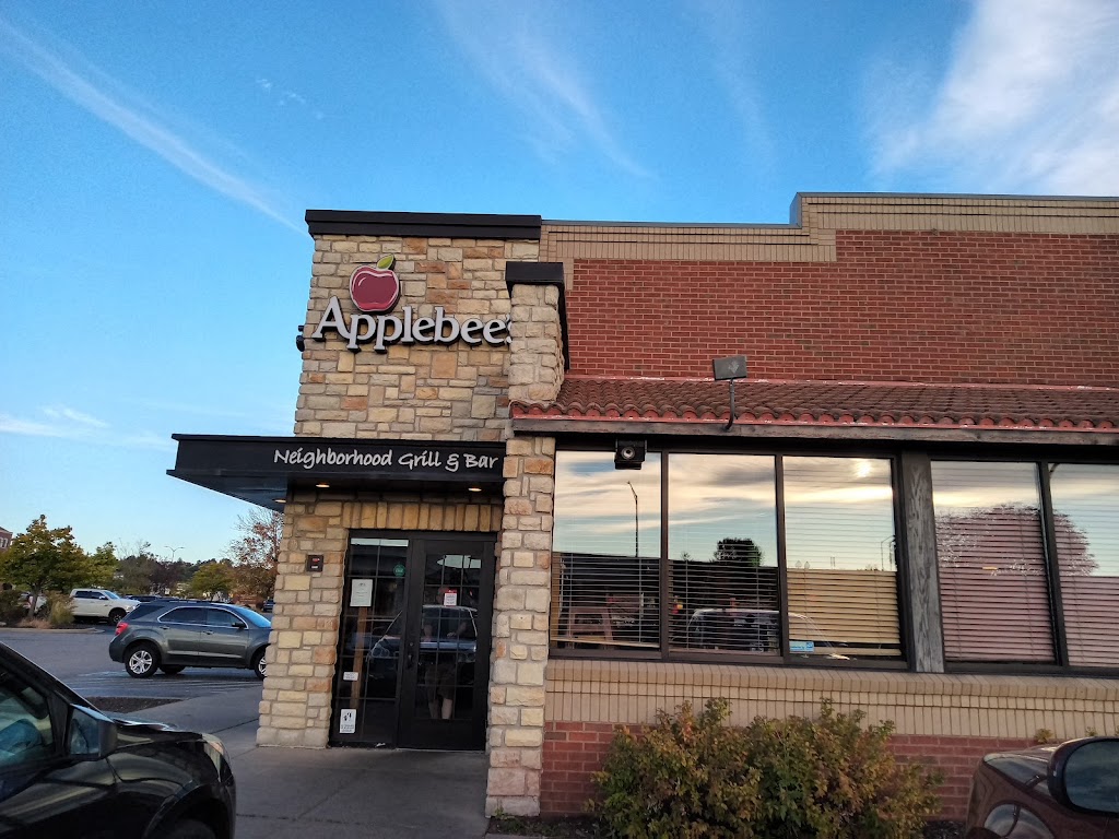  Applebee's Grill + Bar | IHOP