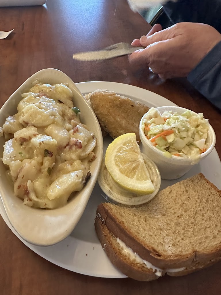  Applejack's Restaurant & Pub