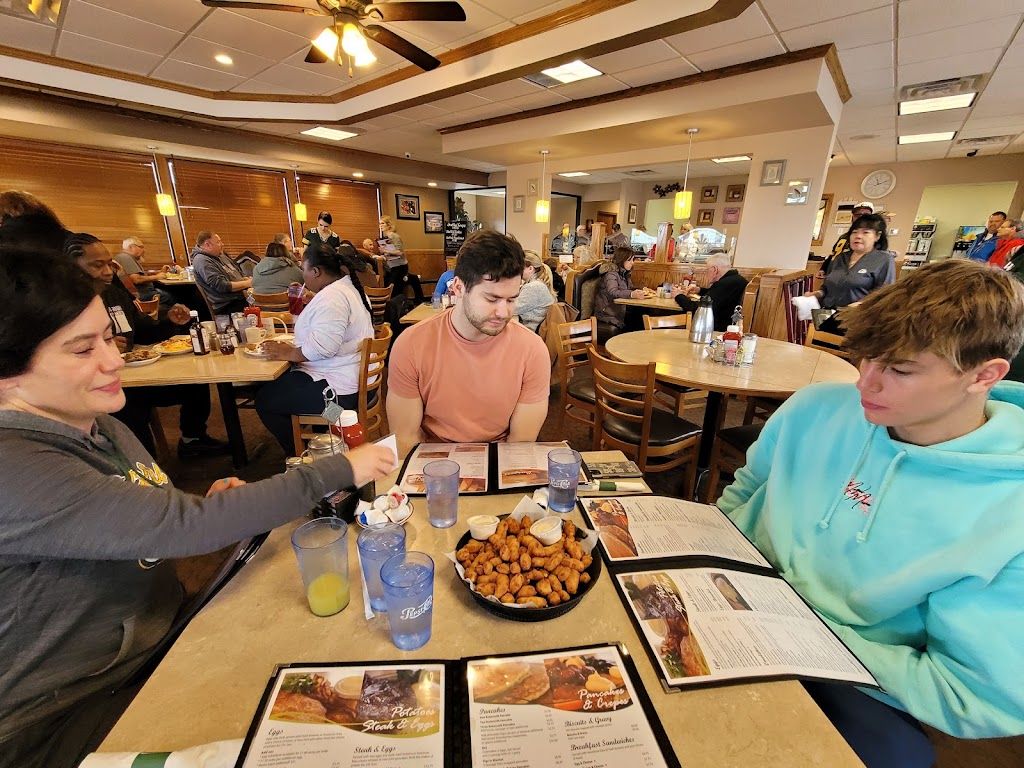  Bay View Family Restaurant