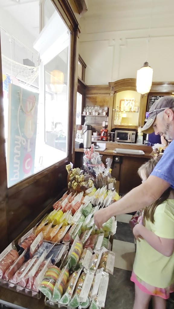  Beerntsen's Confectionary Inc