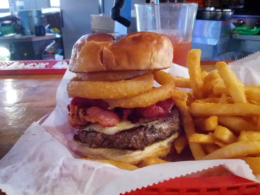  Drifters Bar & Grill