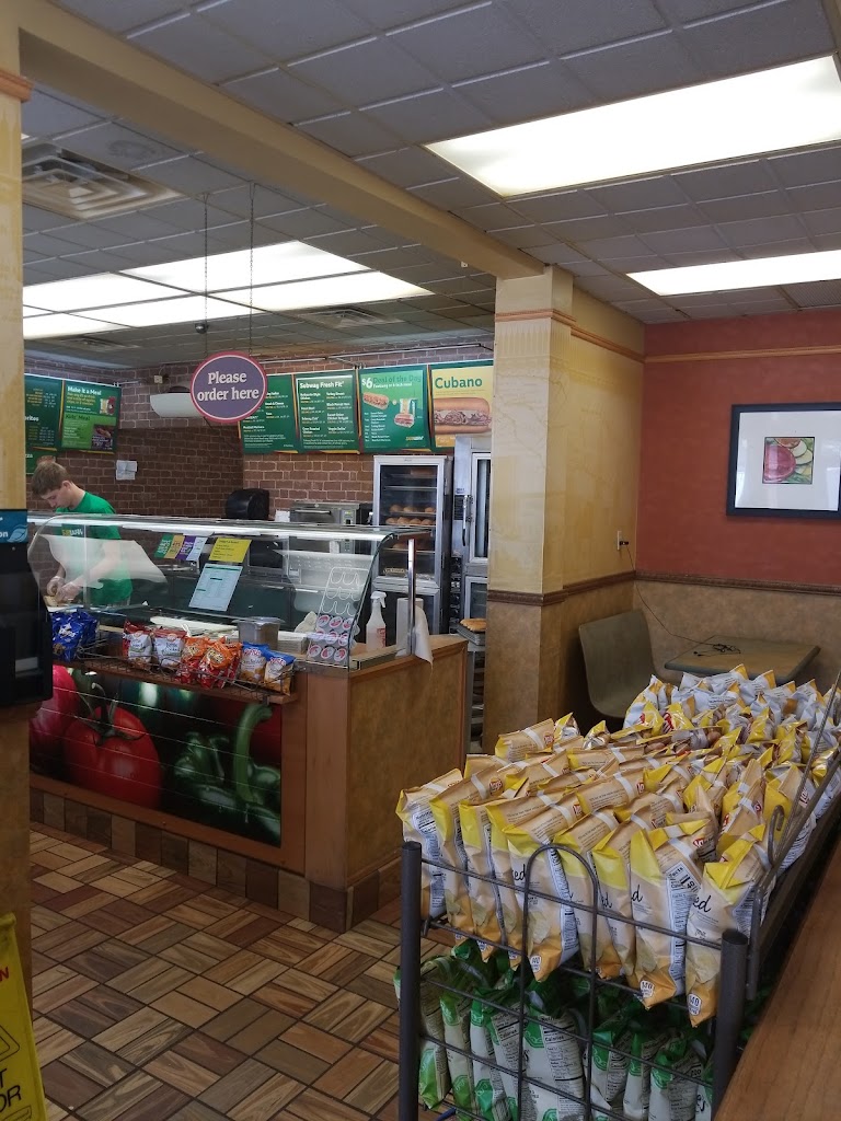  SUBWAY®Restaurants