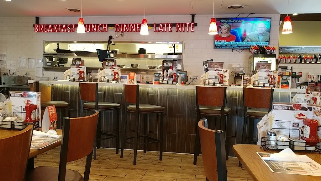  Denny's