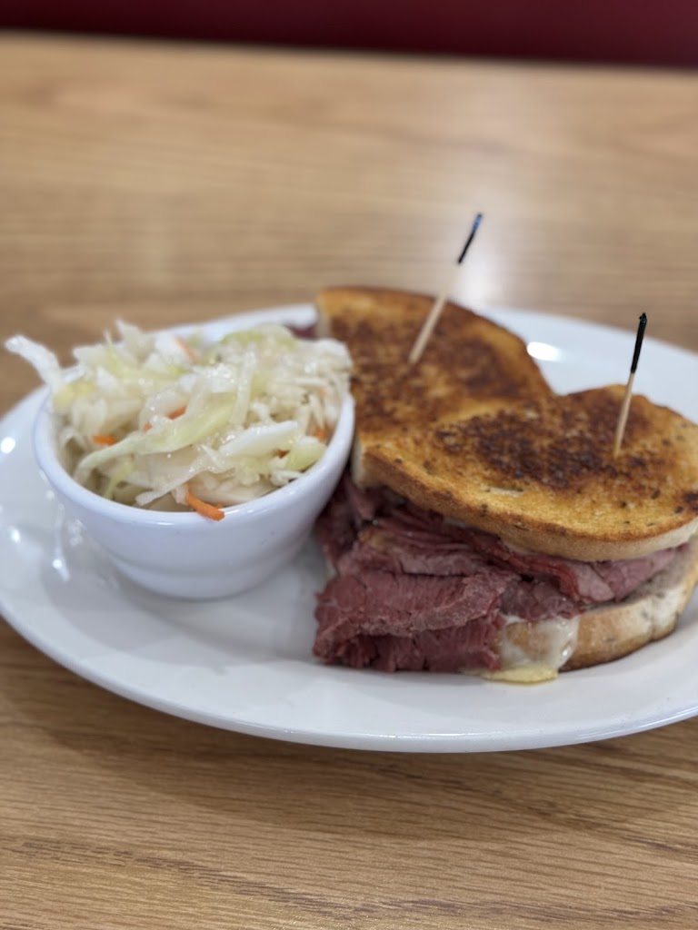  Benji's Deli & Restaurant