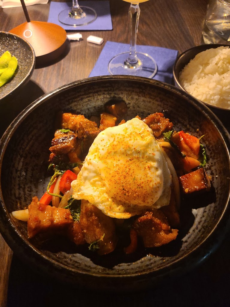  Room Service Bayview