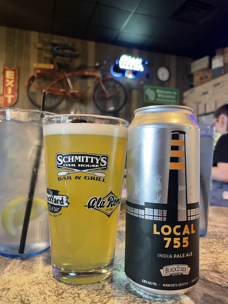  Schmitty's Bar & Grill