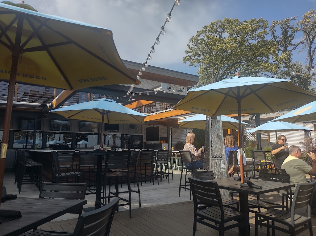  TJ's Harbor Restaurant