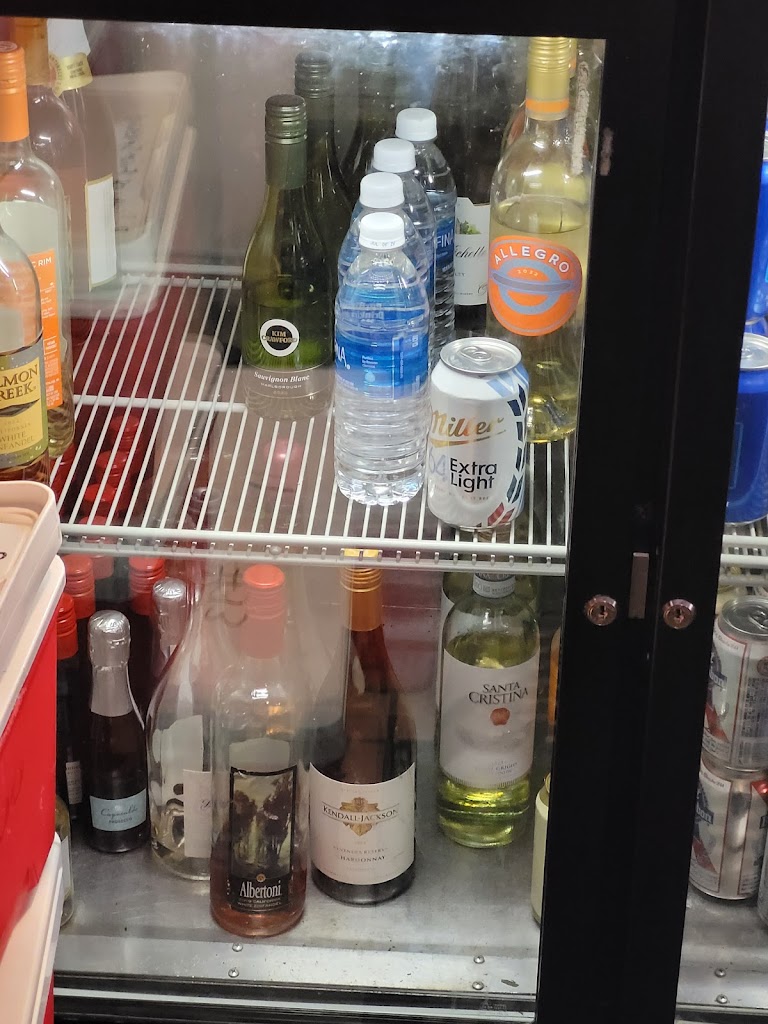  Boundary Waters Sports Bar & Grill