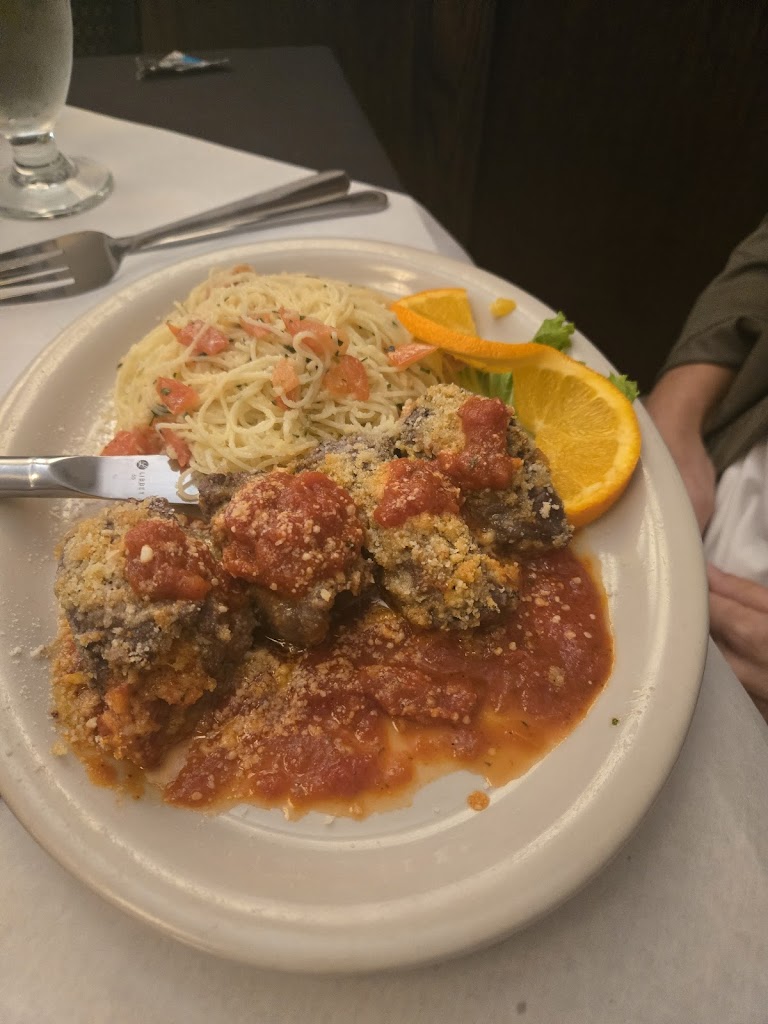  Ricky's Double Barrel Inn