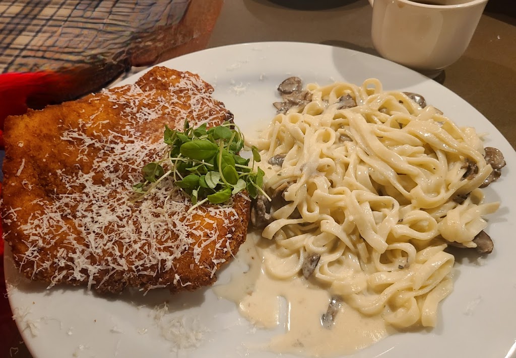  Concourse Restaurant & Lounge