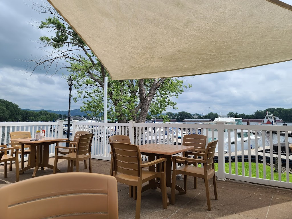  Huck Finn's On the Water