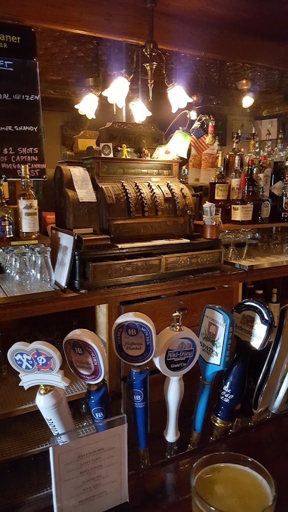  Landmark 1850 Inn | Milwaukee’s Oldest Tavern