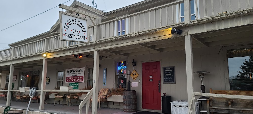  Ye Olde Hotel Bar & Restaurant