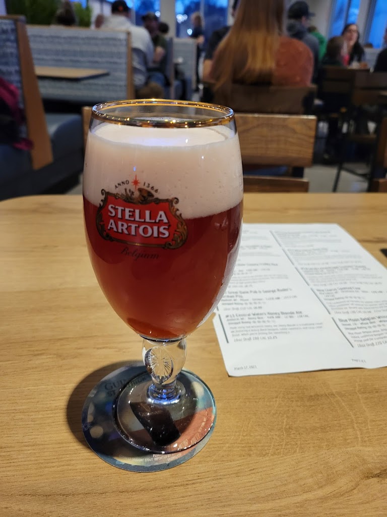  The Rock Bar & Grill