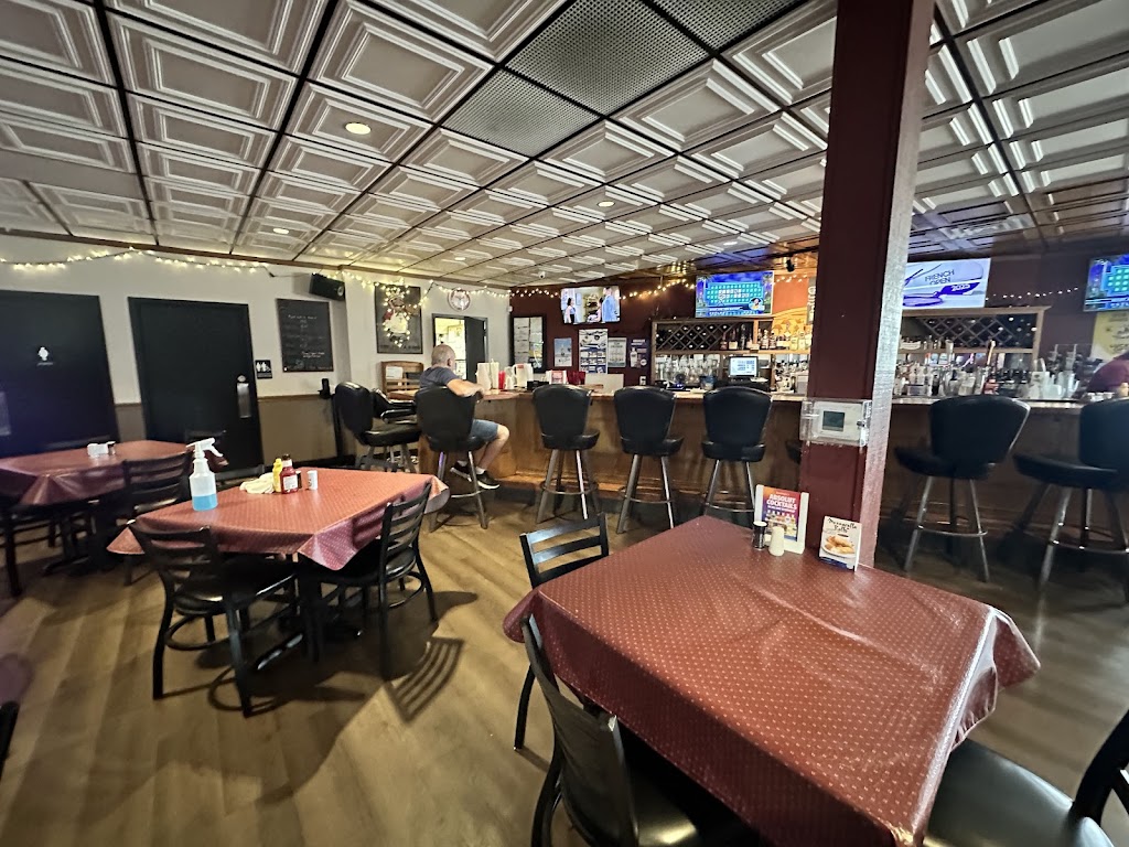  DeRango's "The Pizza King" Restaurant & Sports Bar