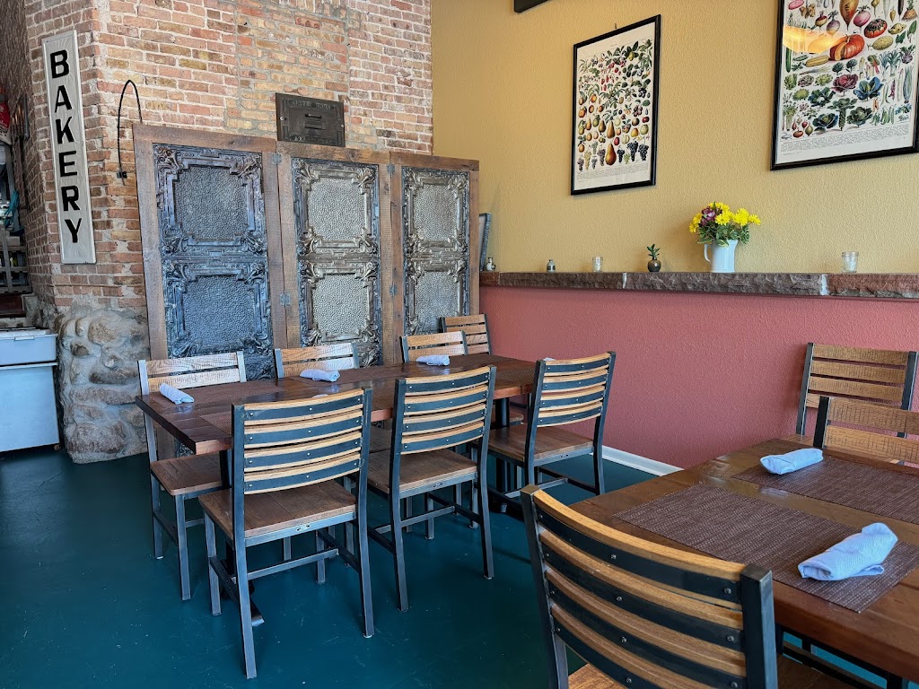  Brick House Mercantile & Artisan Kitchen