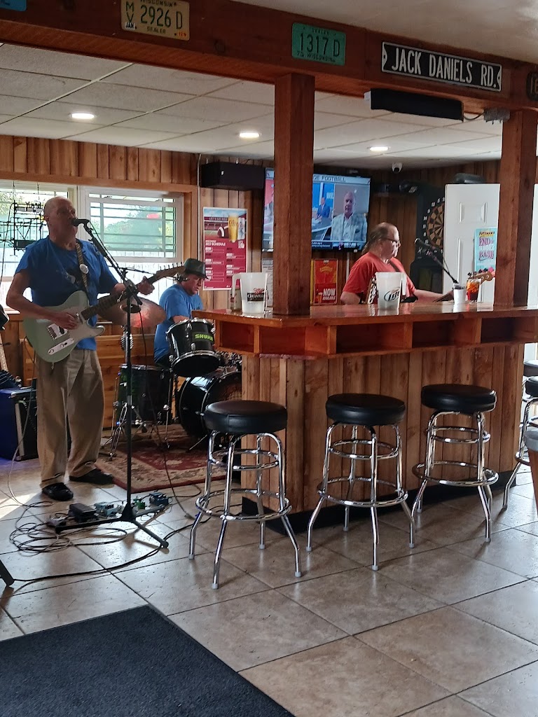  Still Lake Emily Inn