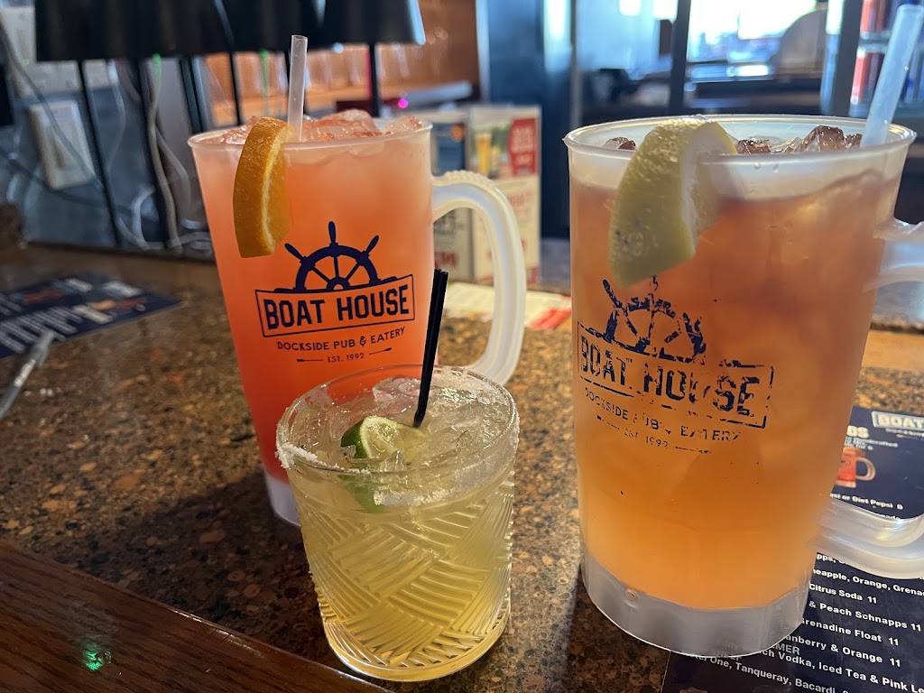  Boat House Pub & Eatery