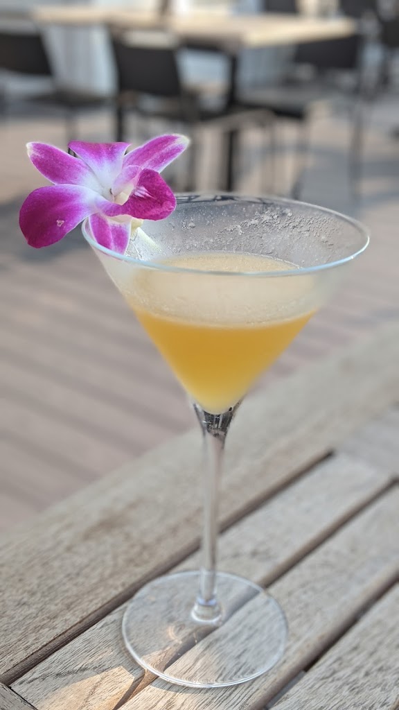  The Apis Hotel & Restaurant