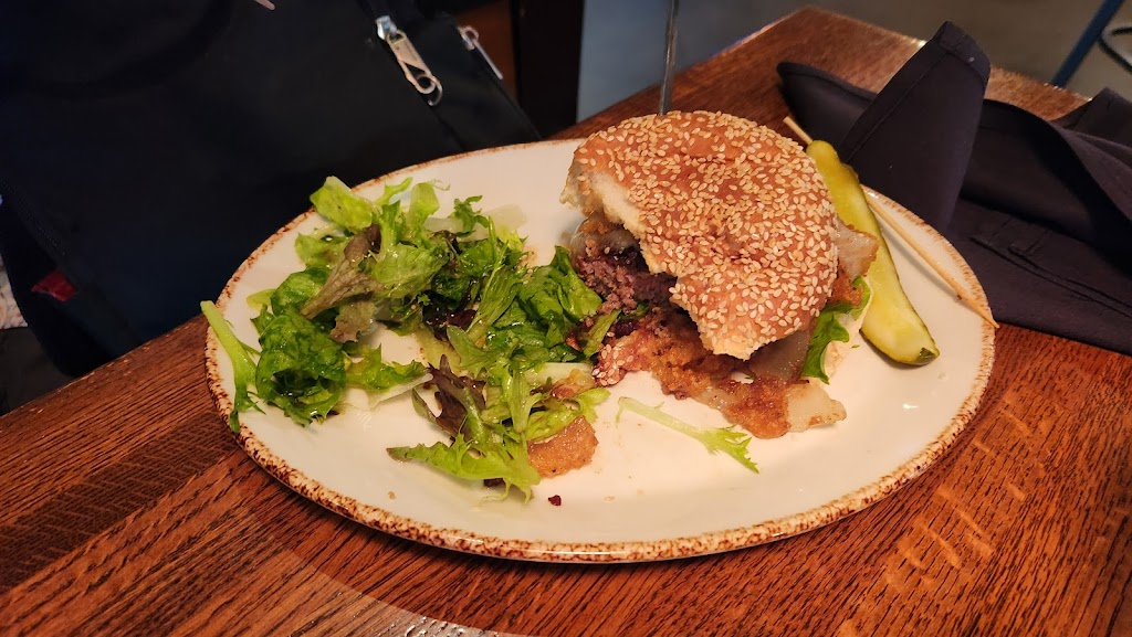  Craftsman Table & Tap