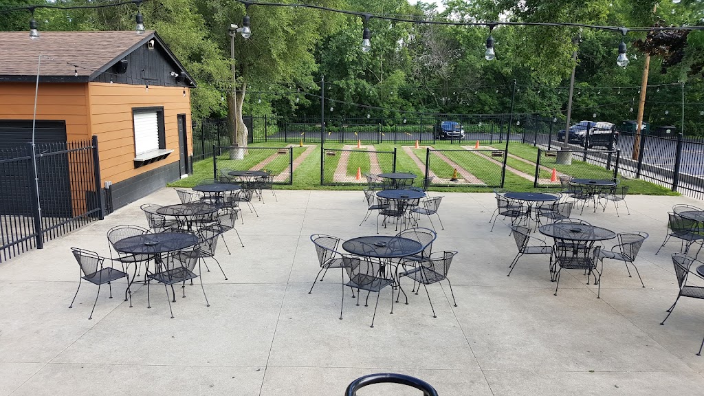  The Bowery Bar & Grill