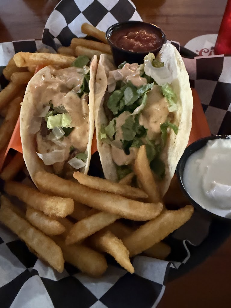  Loopy's Grill & Saloon