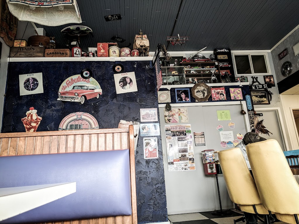  Cathy Cake's Main Street Station