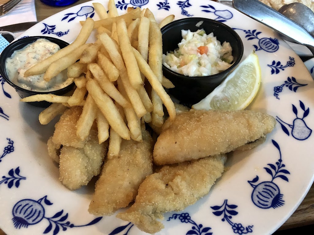  Al Johnson’s Swedish Restaurant & Butik