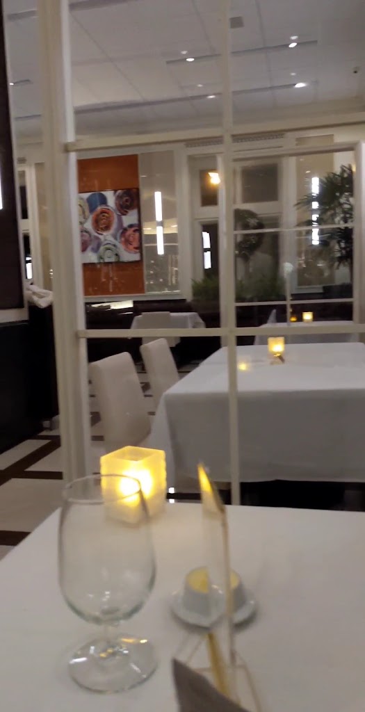  Bacchus - A Bartolotta Restaurant