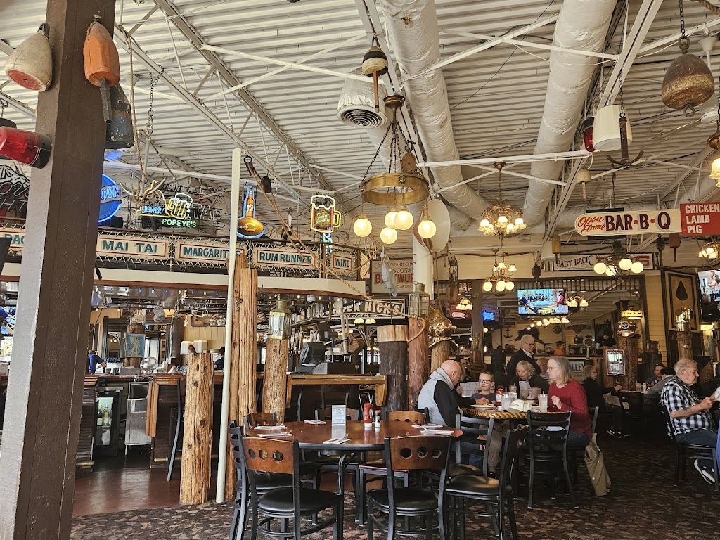  Popeye's on Lake Geneva