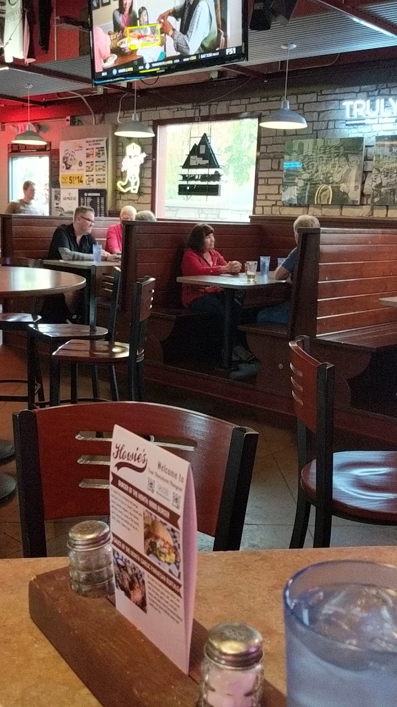  Howie’s on La Crosse