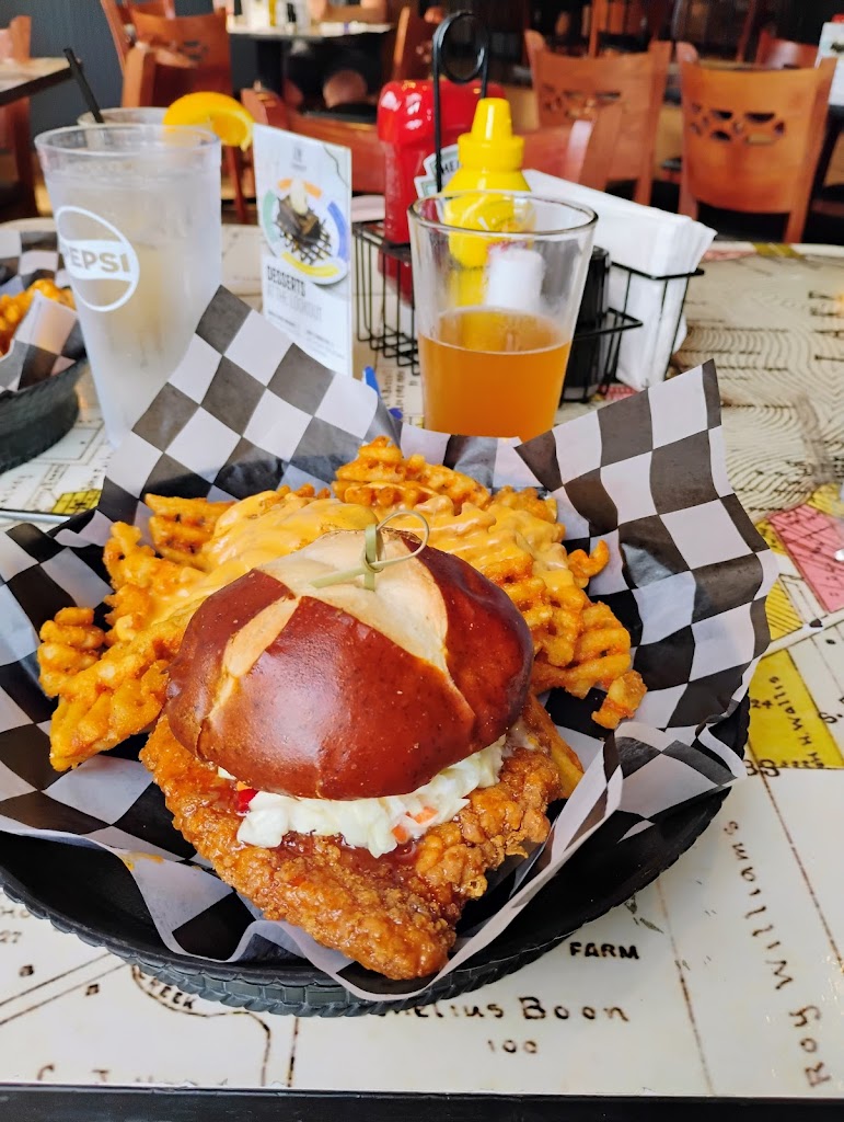  The Lookout Bar & Eatery