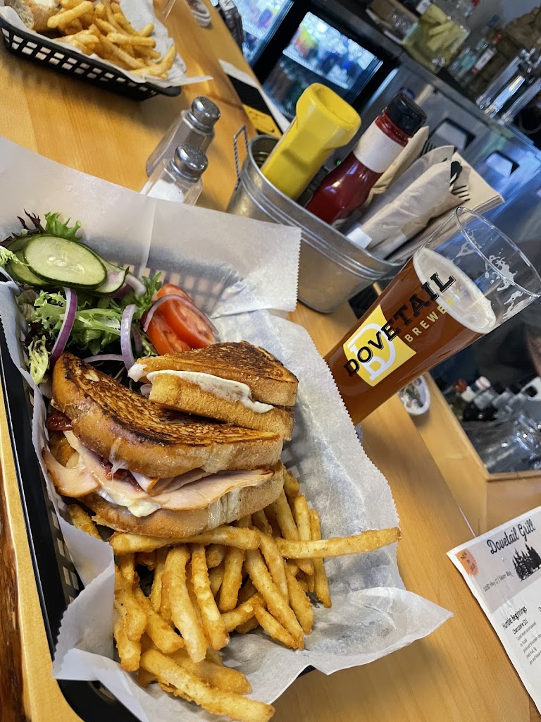  Dovetail Bar & Grill