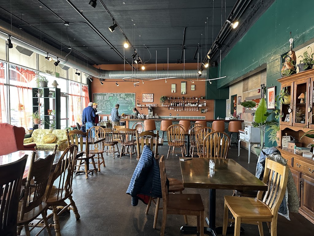  The Grün Hexe Kitchen + Catering