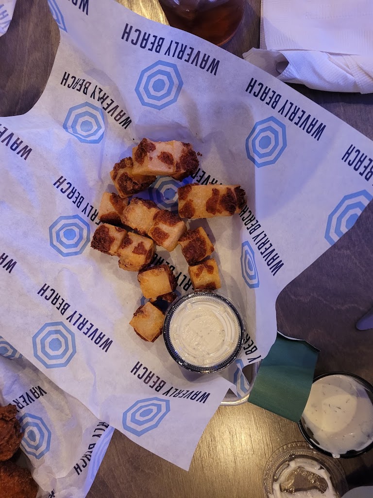  Waverly Beach Bar & Grille