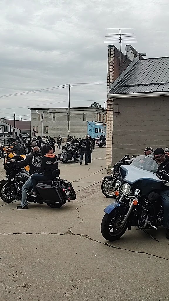  The Dump Bar & Grill