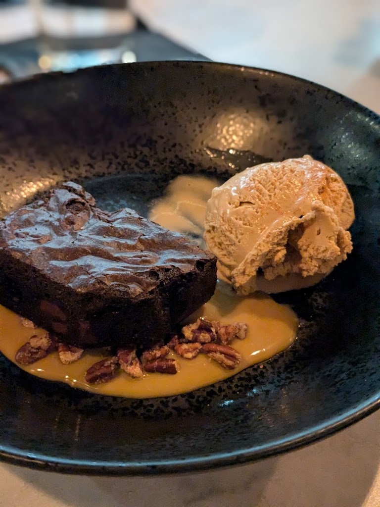  LoLo American Kitchen & Craft Bar Hudson