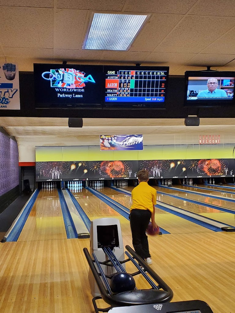  Parkway Bowling Lanes