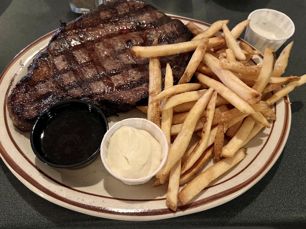  Moondance Bar & Grill