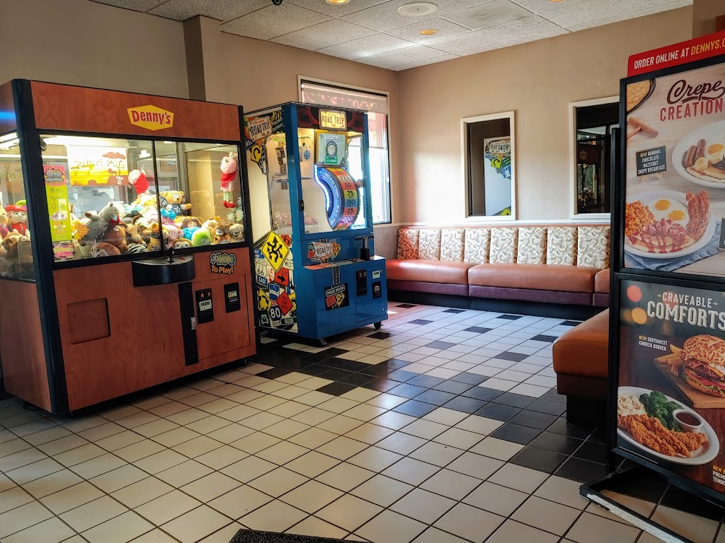  Denny's