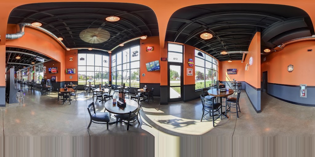  Mr Brews Taphouse Oshkosh