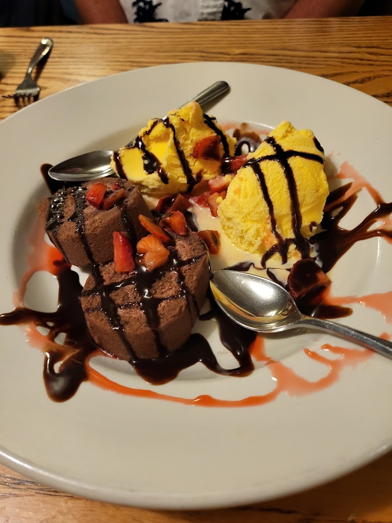  Majerle's Black River Grill