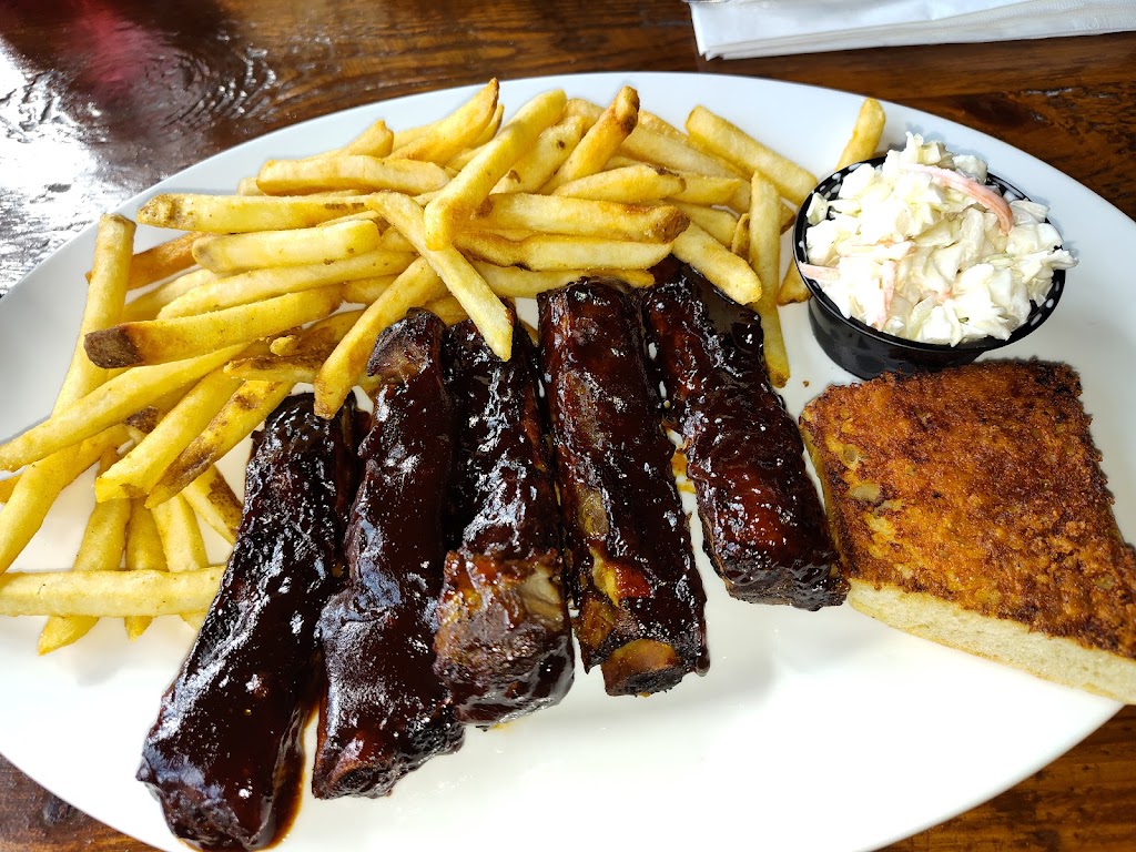  Smilin Moose Lodge Bar & Grill