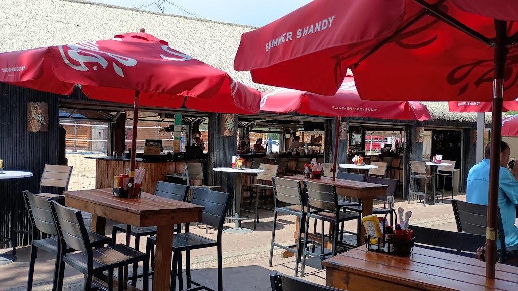  Loopy's Grill & Saloon