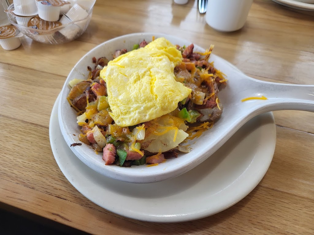  Tomahawk Family Restaurant