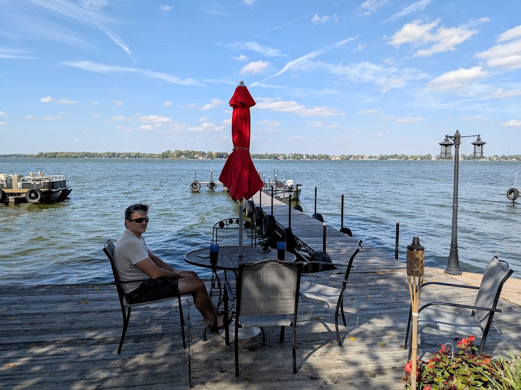  Boat House Pub & Eatery Fox Lake