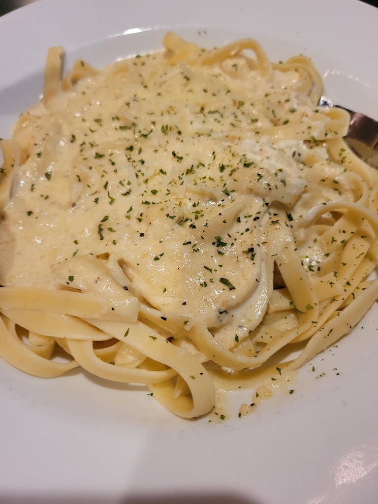  Avantis Italian Restaurant & Pub